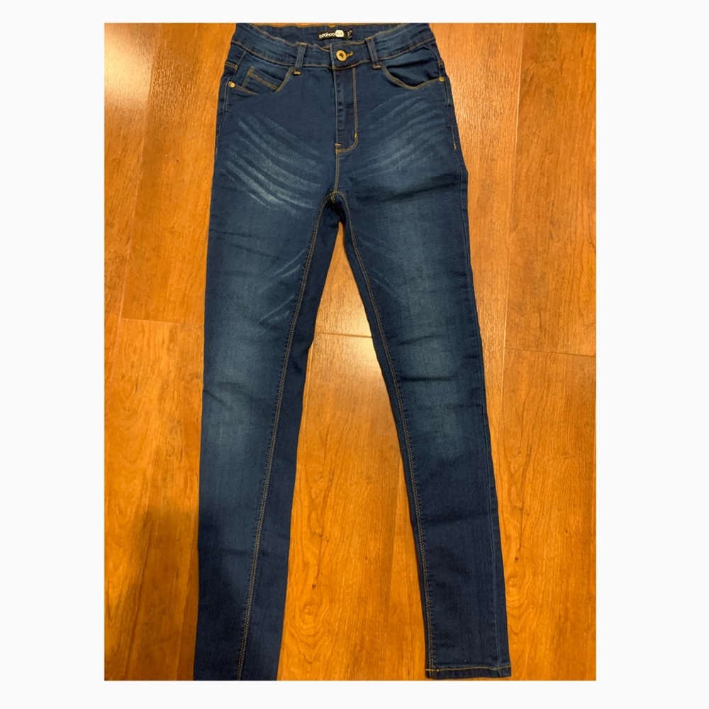 Super high waisted jeans